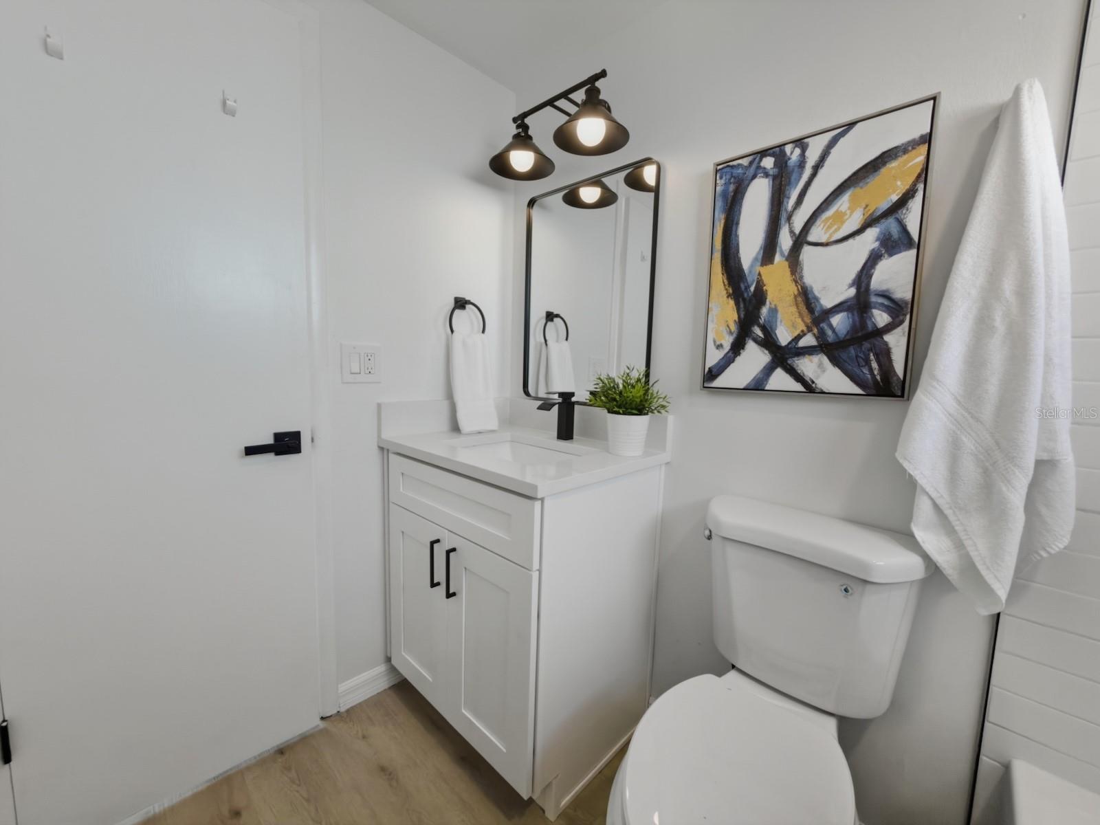 ALOHA GARDENS - Residential