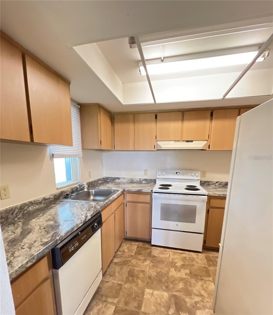 SILVER DOWNS - Residential Lease