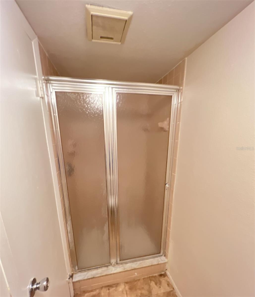 SILVER DOWNS - Residential Lease