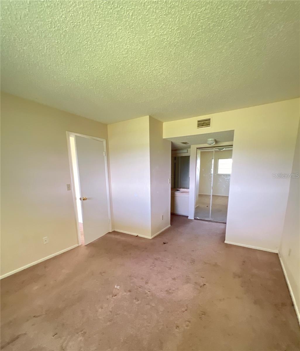 SILVER DOWNS - Residential Lease