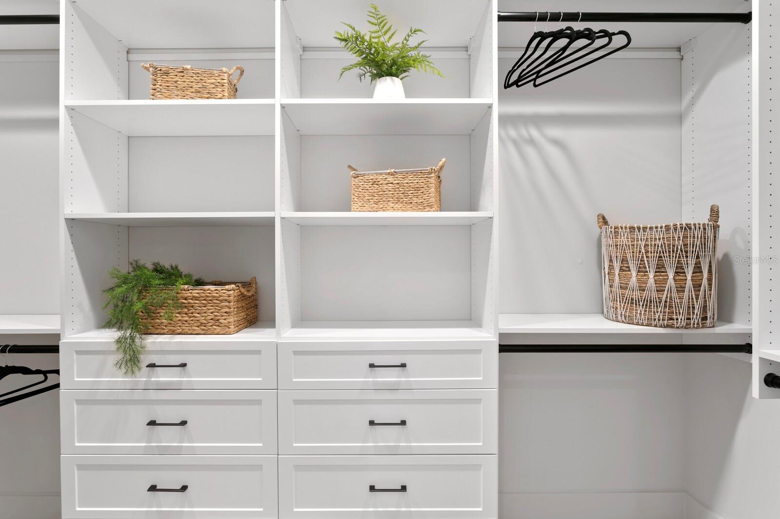 BAYHILL ESTATES - Residential