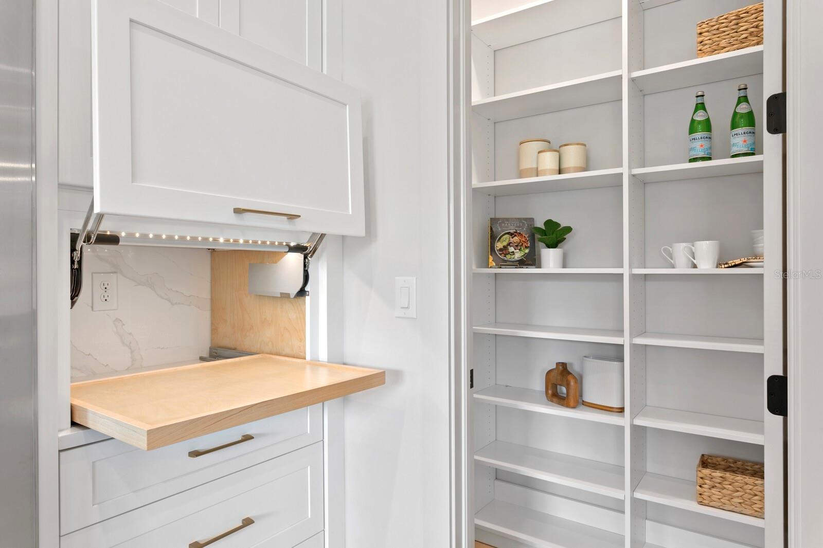 BAYHILL ESTATES - Residential