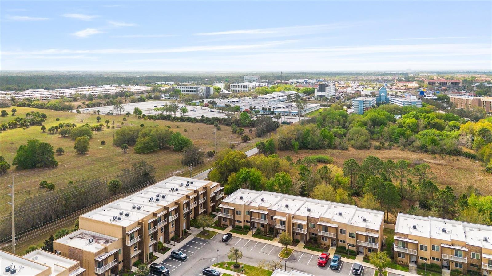 MAGIC VILLAGE - Residential