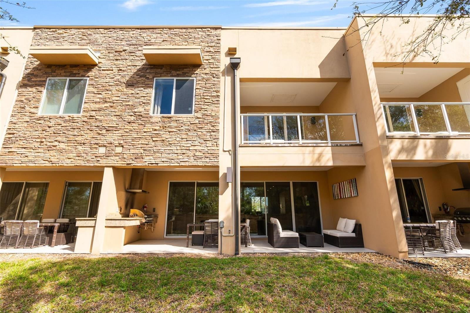 MAGIC VILLAGE - Residential