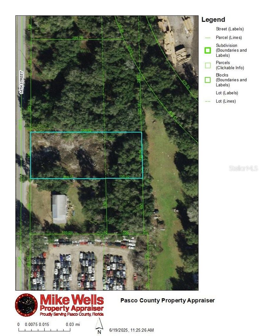 C2-Commercial Vacant Land in Dade City between 14th St and US 301. Two lots for a combined 1.21 acres. Call for more information.
