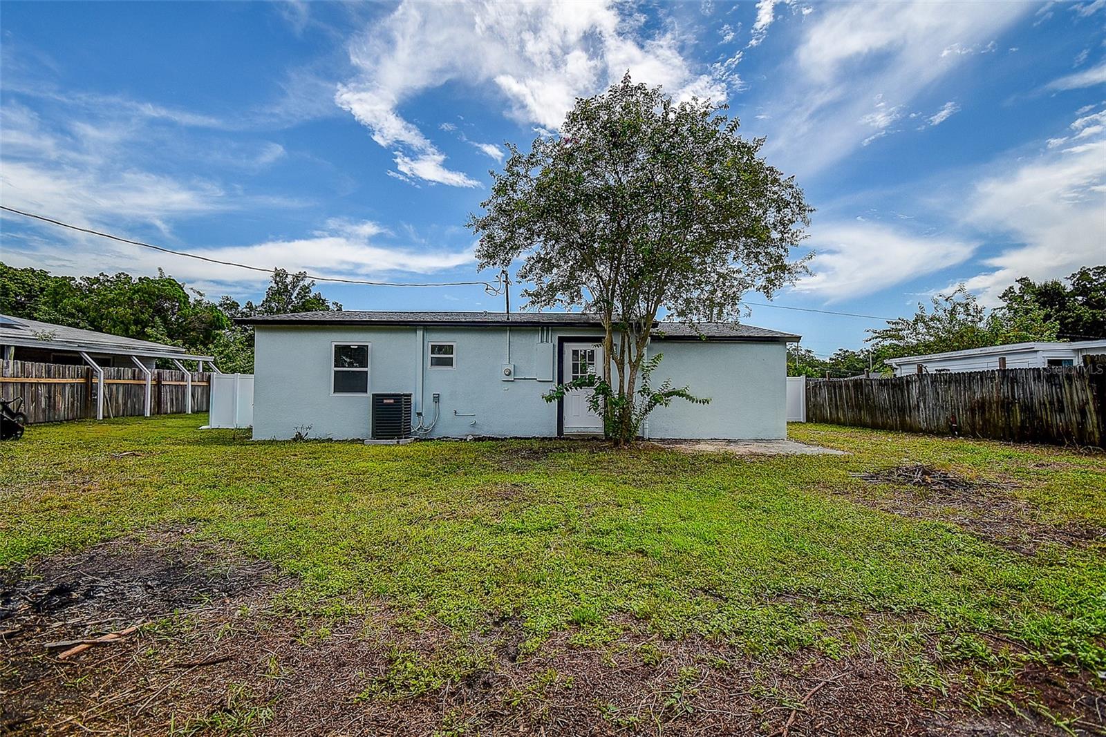 7580 MEADOWLAWN DRIVE N