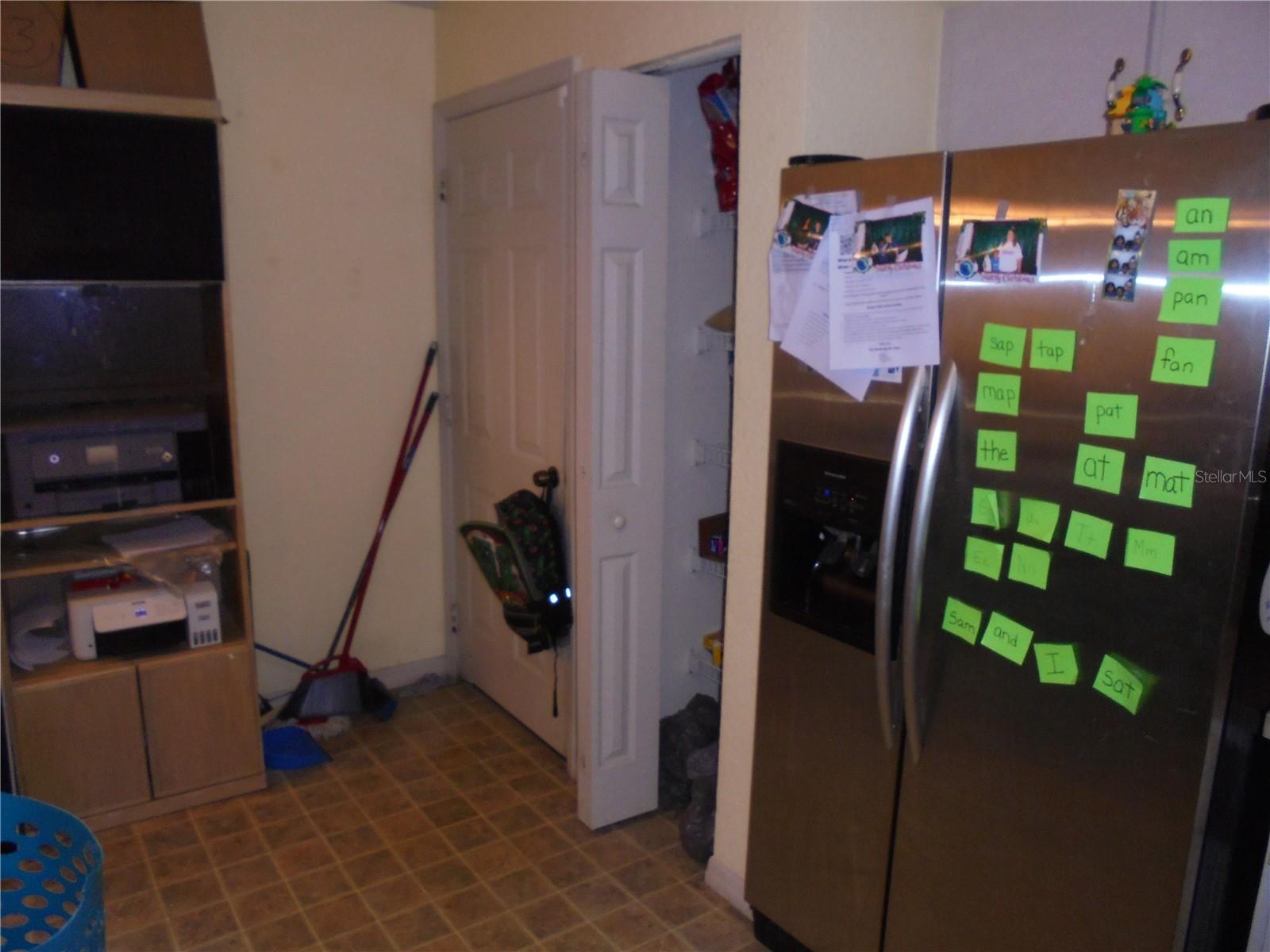 SILVER SPGS SHORES UN 17 - Residential