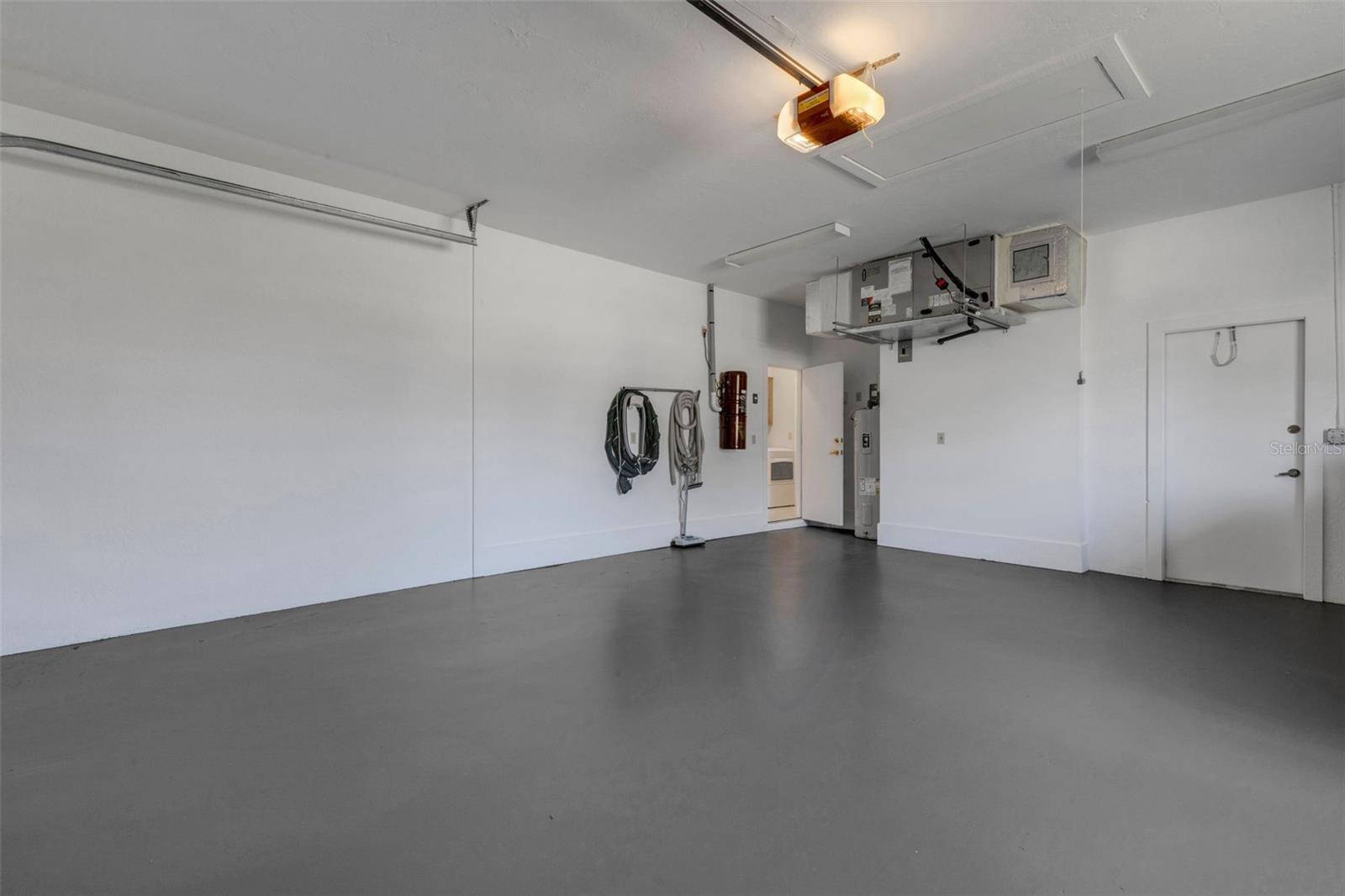 4044 PENSHURST PARK