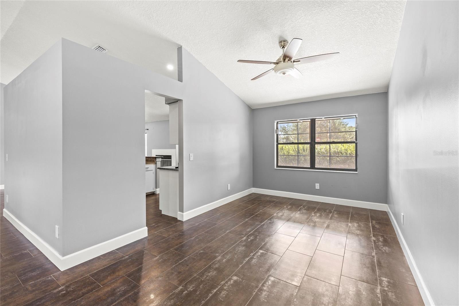 SILVER WOODS PH 4 - Residential Lease