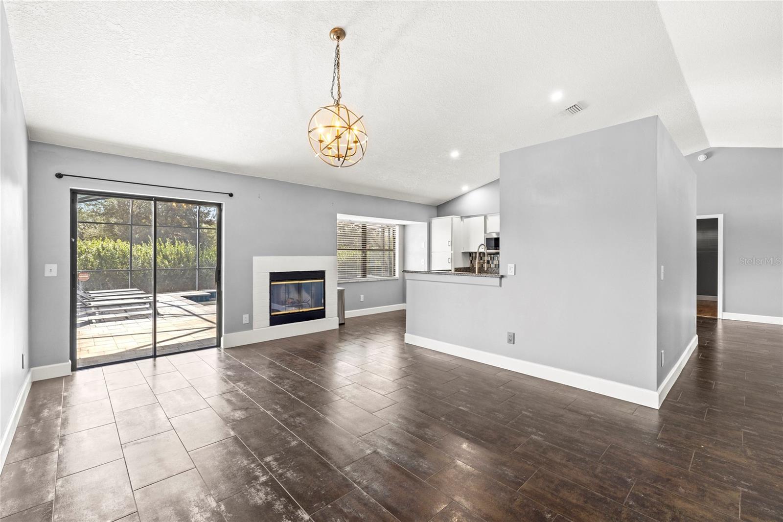 SILVER WOODS PH 4 - Residential Lease