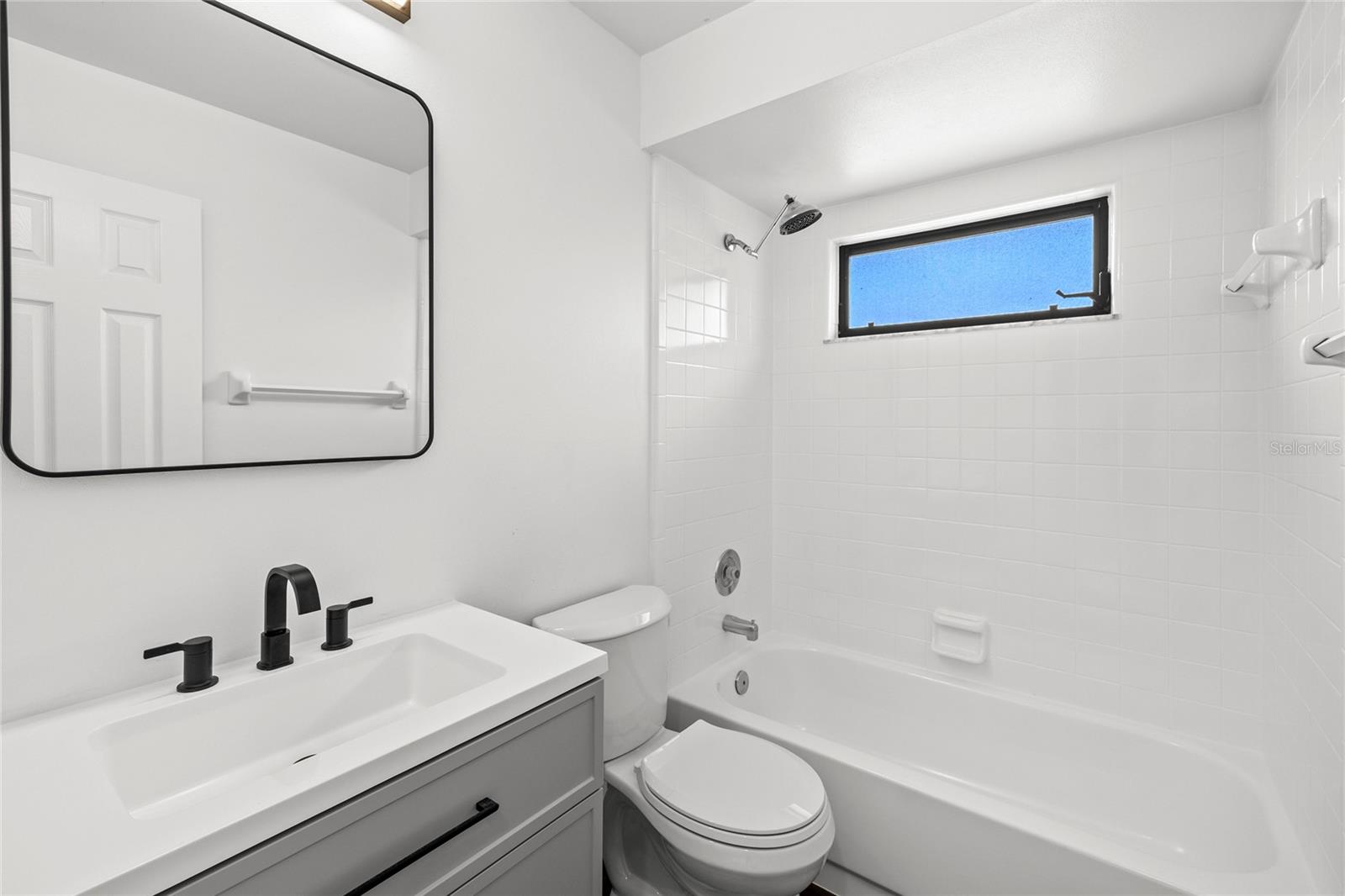 SILVER WOODS PH 4 - Residential Lease