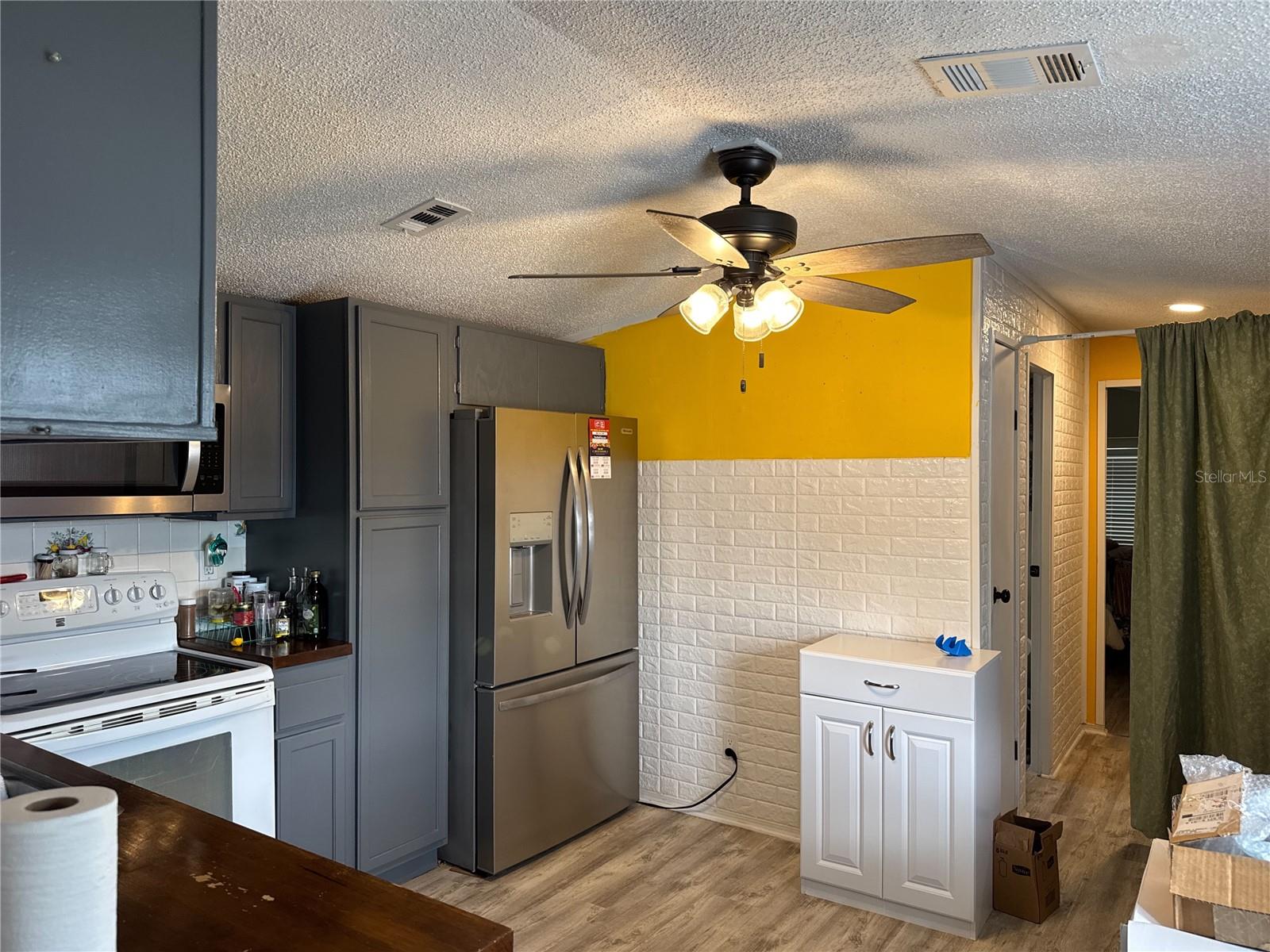 1134 BAYVIEW LANE