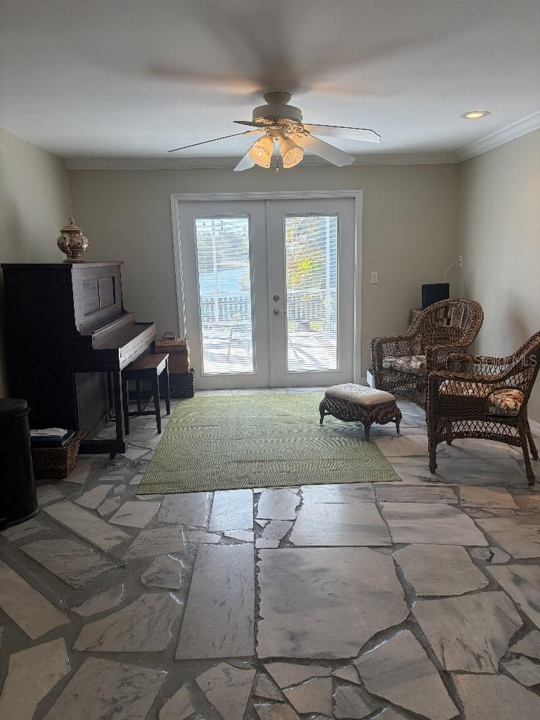 MANORS OF FOREST LAKES THE - Residential