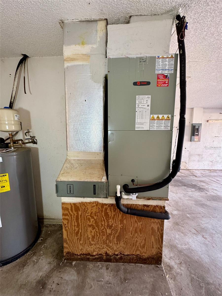 CYPRESS POINT - Residential