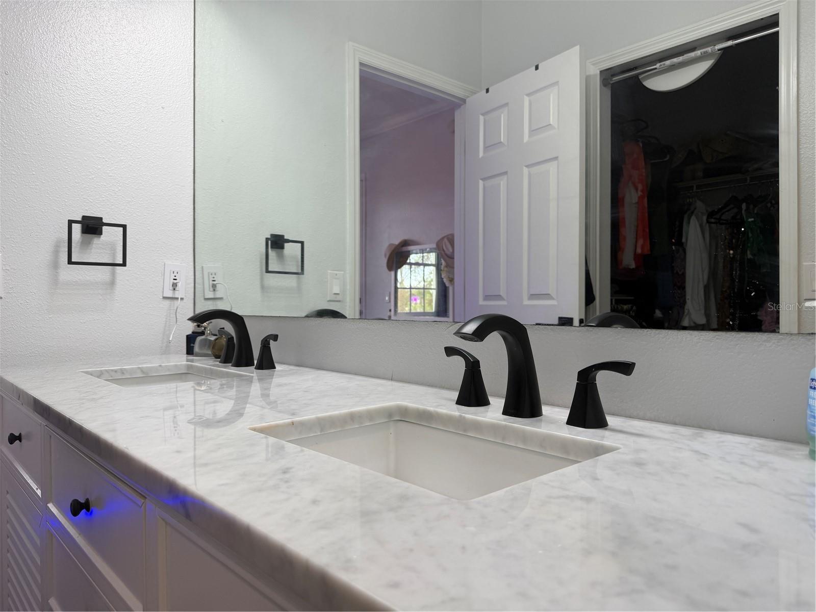 CALIENTE APTS CONDO - Residential