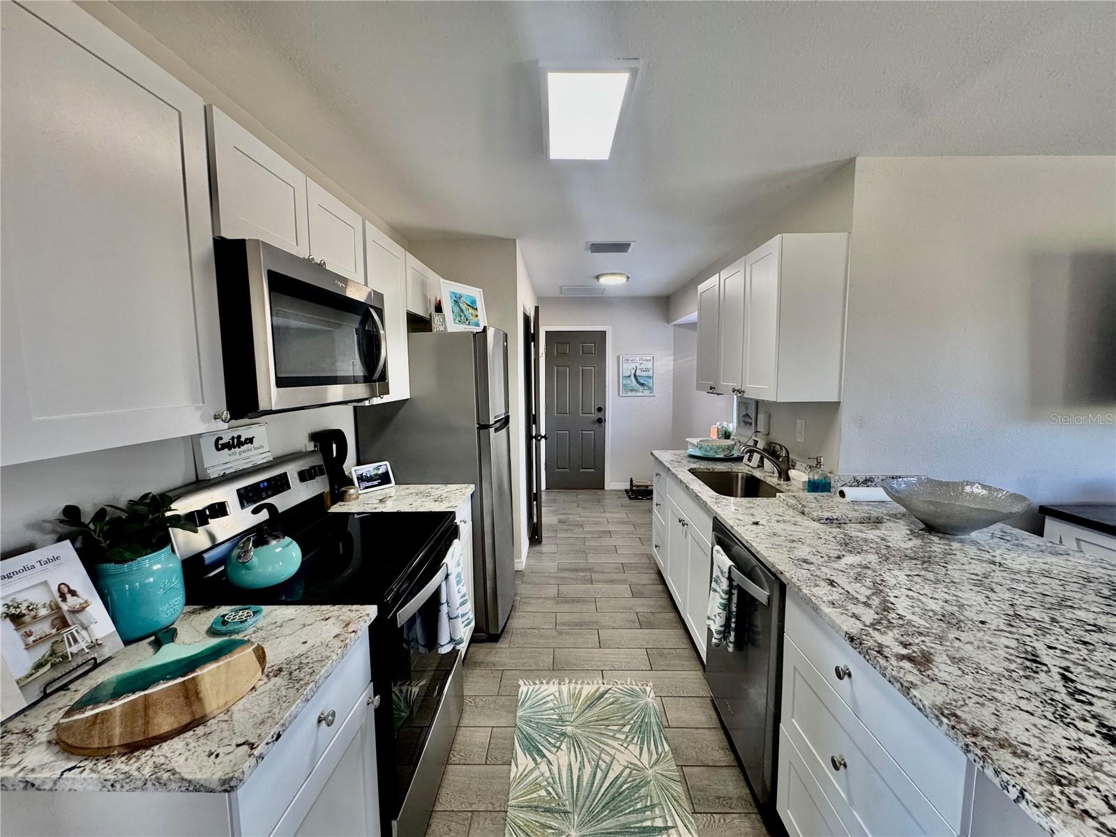 ROTONDA WEST OAKLAND HILLS - Residential