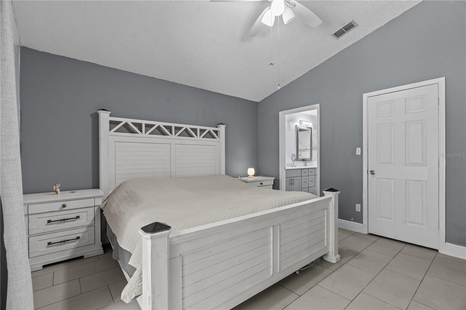 SHELBY PLACE - Residential
