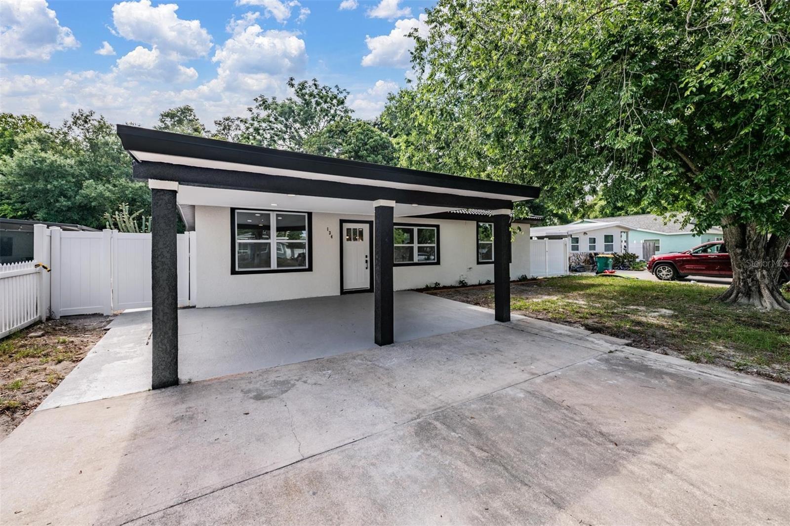 134 EMERALD LANE