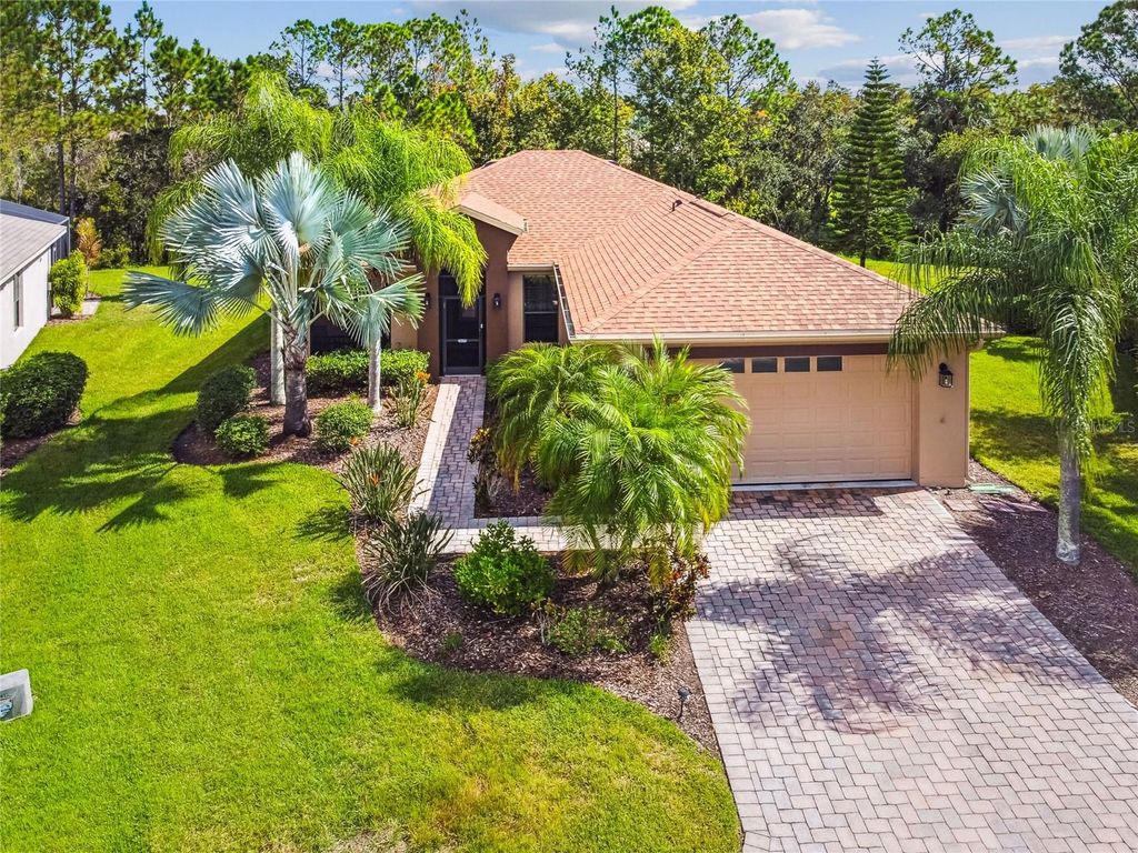 Photo of 107 Los Gatos Pl, Poinciana, FL 34759 (MLS # S5137150)