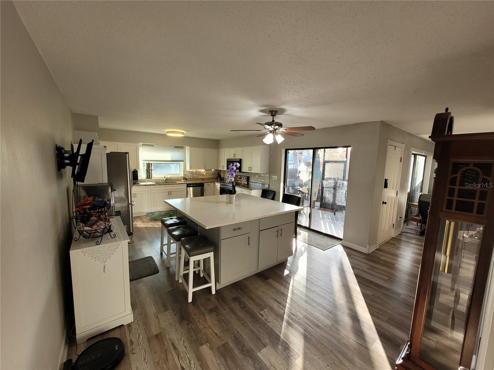 CLEARWATER COVE - Residential