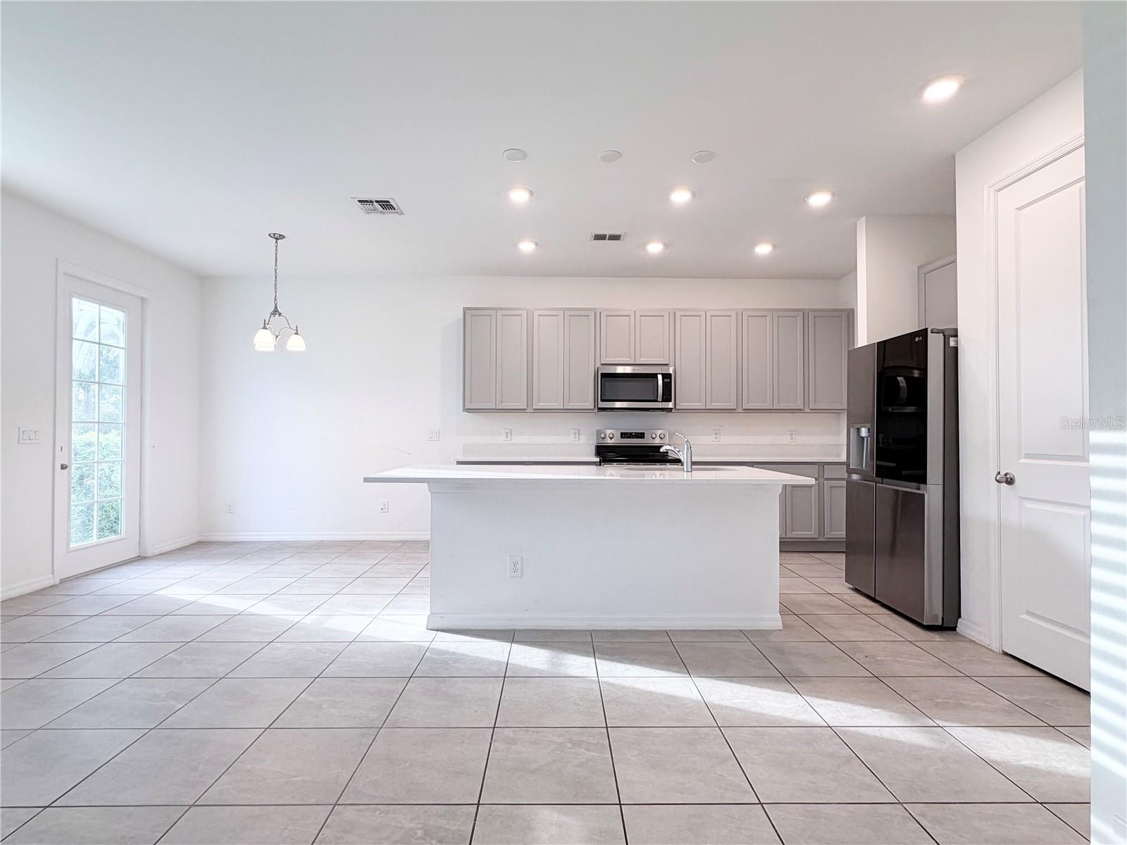 FESTIVAL PH 4 - Residential