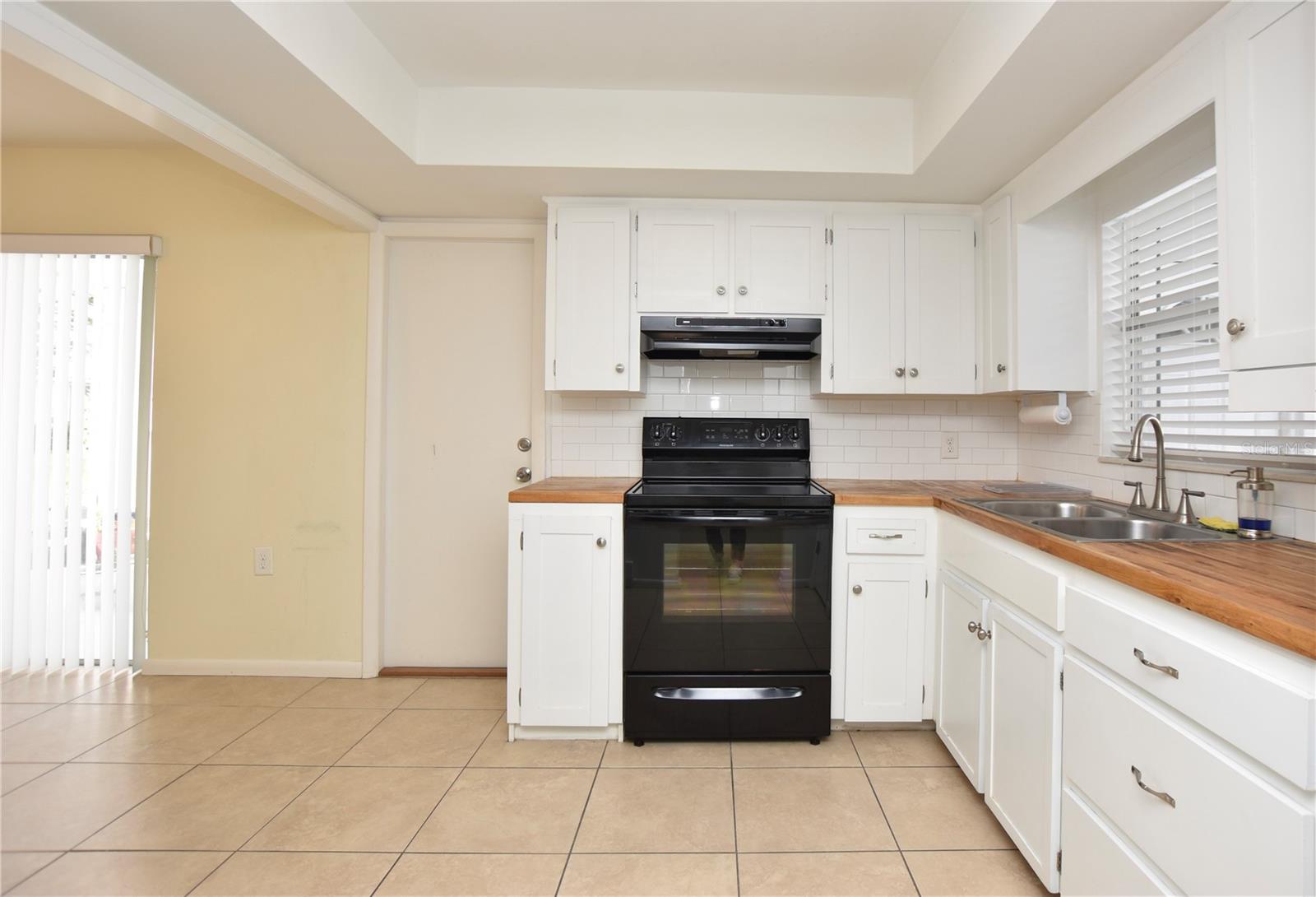 IMPERIAL SOUTHGATE VILLAS SEC 03 - Residential