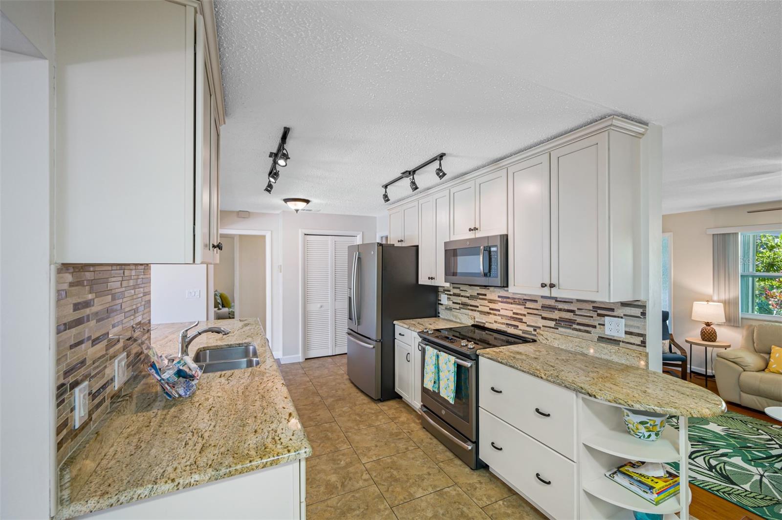 HARBOR HILLS 1ST ADD - Residential