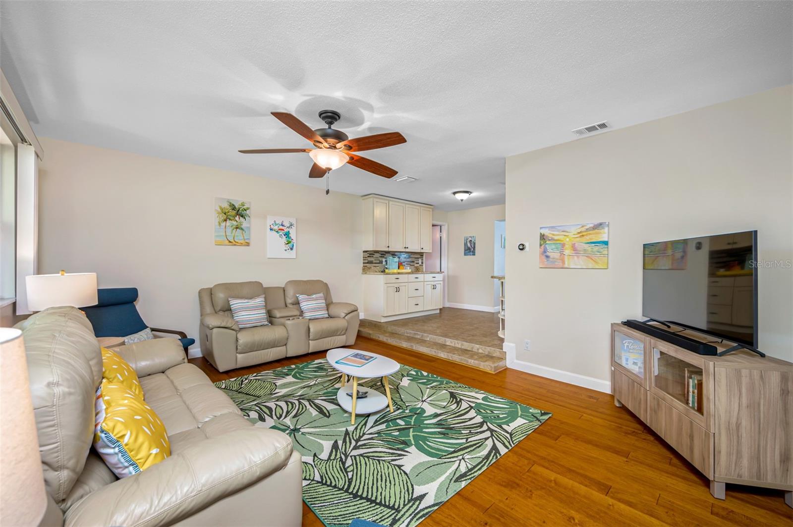 HARBOR HILLS 1ST ADD - Residential