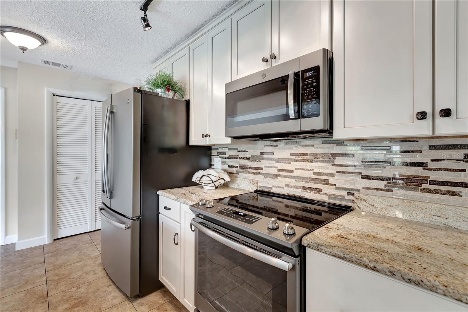 HARBOR HILLS 1ST ADD - Residential