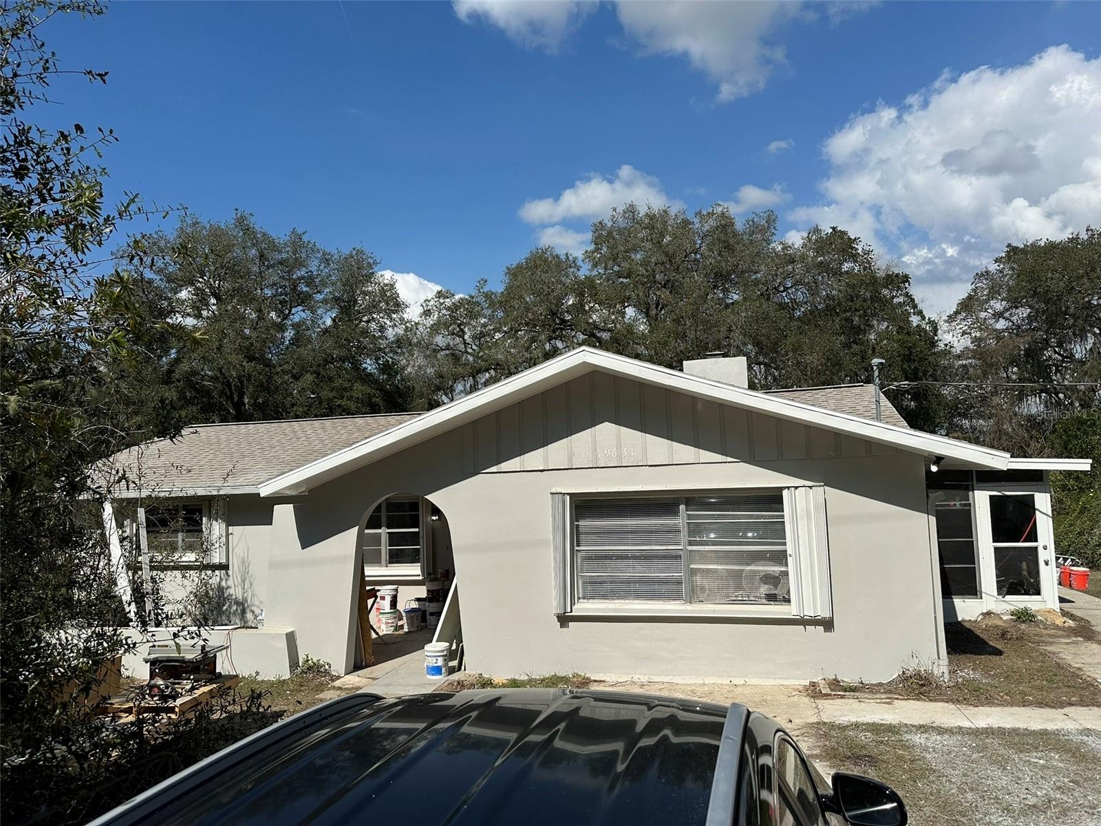3/1.5 SINGLE FAMILY HOME. LARGE LOT GARAGE AND SHED TILE THROUGH OUT, FRESHLY PAINTED, NICELY RENOVATED. TENANT PAYS ALL UTILITIES AND MAINTAIN LAWN. 1 SMALL PET WELCOME WITH NON-REFUNDABLE PET FEE. SEC. 8 VOUCHER WELCOME.