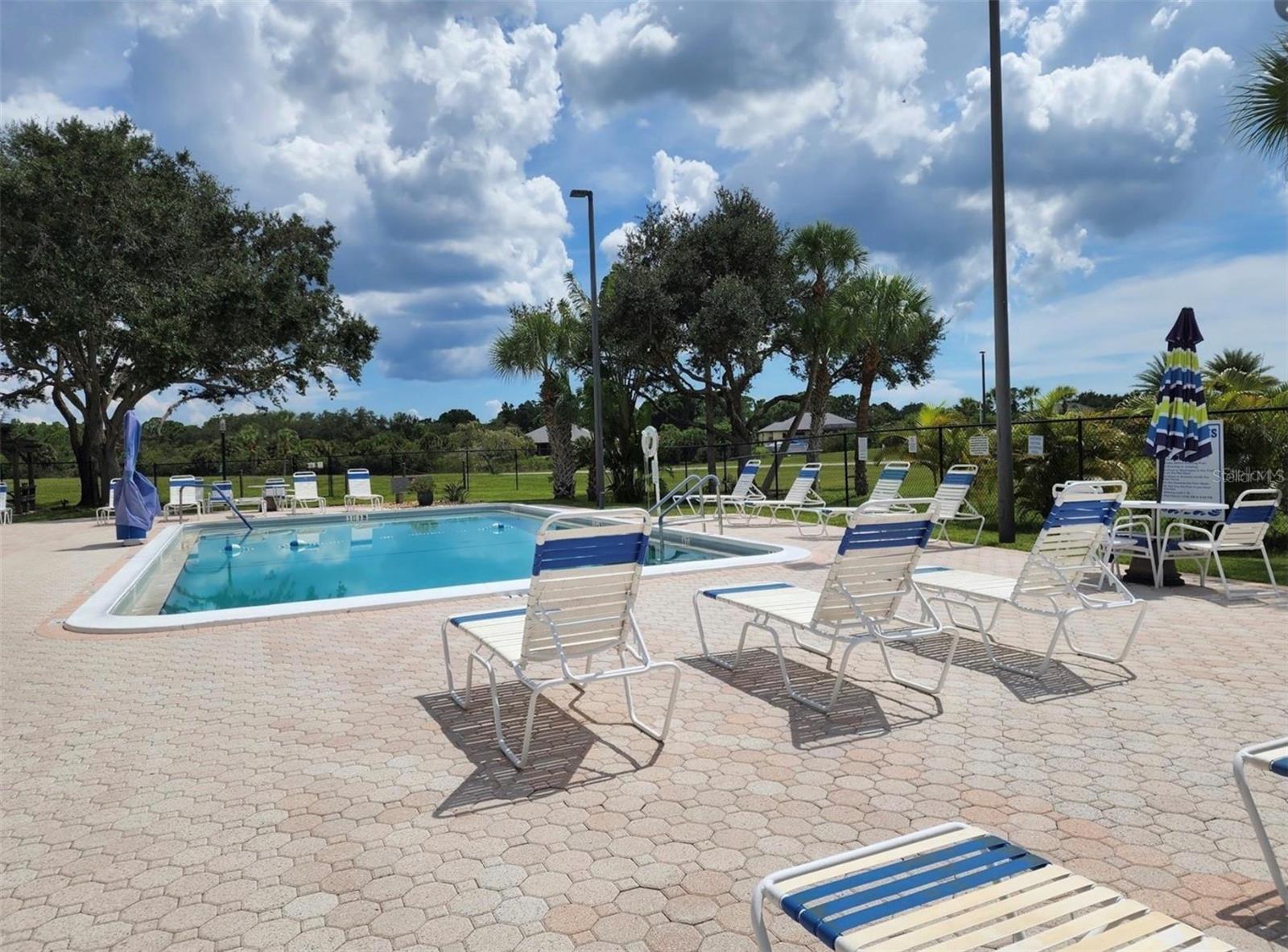 VILLAGE HOLIDAY LAKE - Land