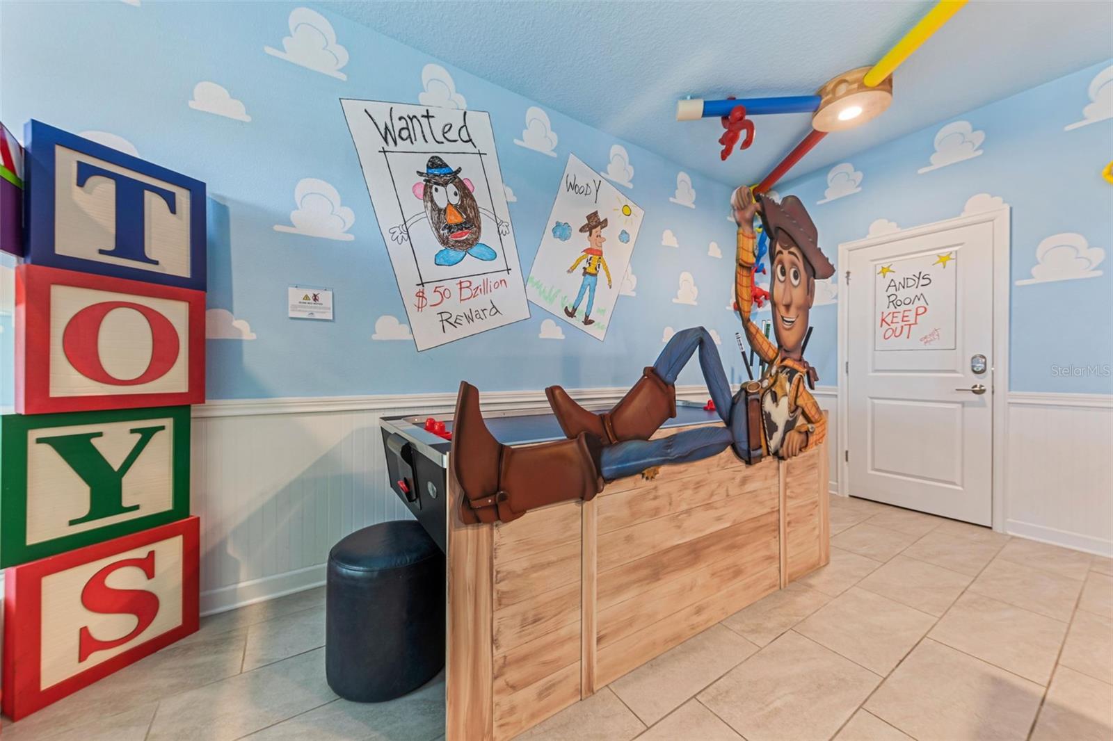 COVE AT STOREY LAKE II - Residential