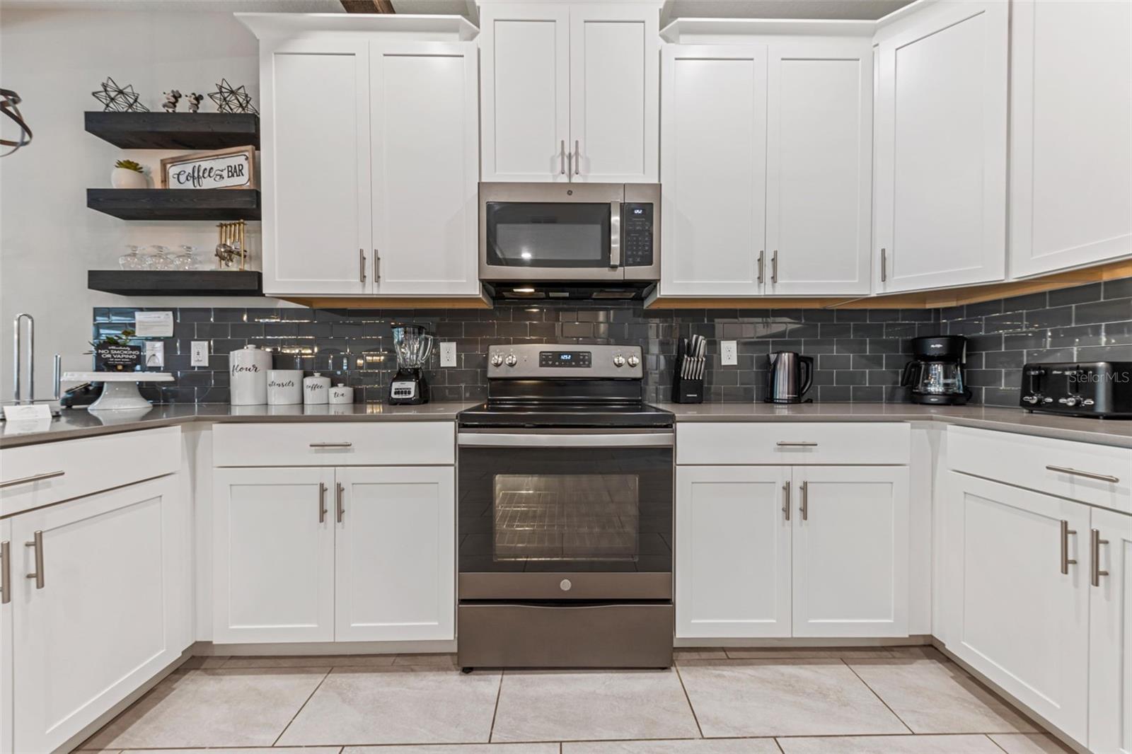 COVE AT STOREY LAKE II - Residential