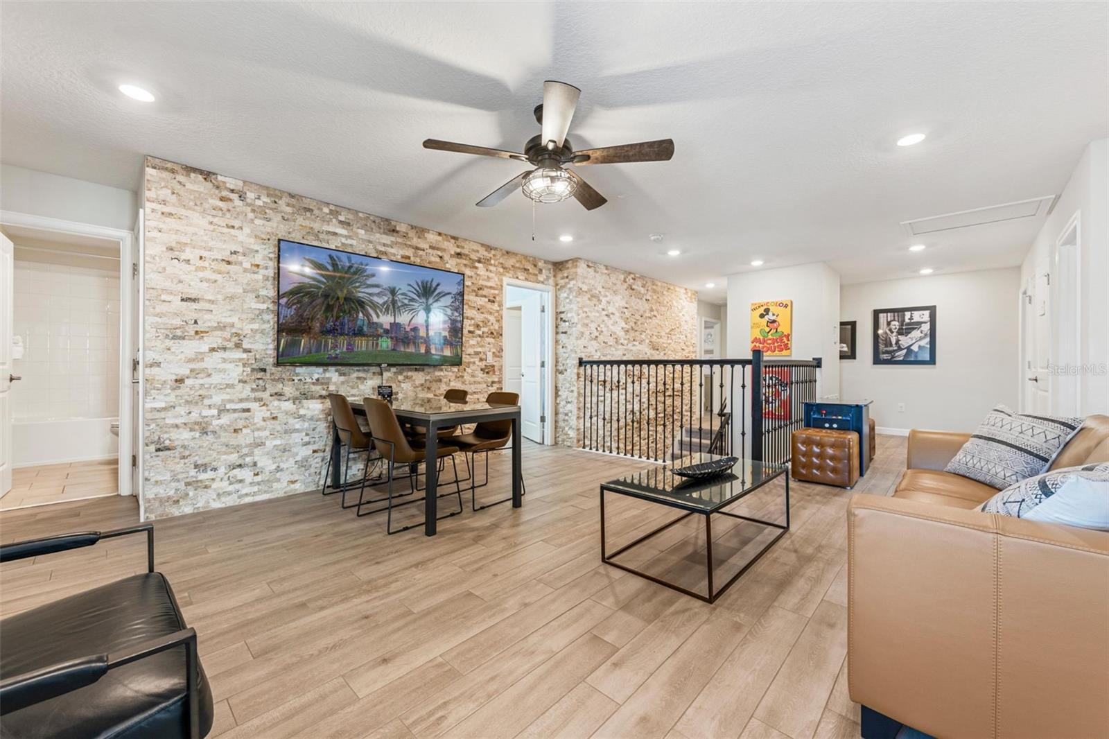 COVE AT STOREY LAKE II - Residential