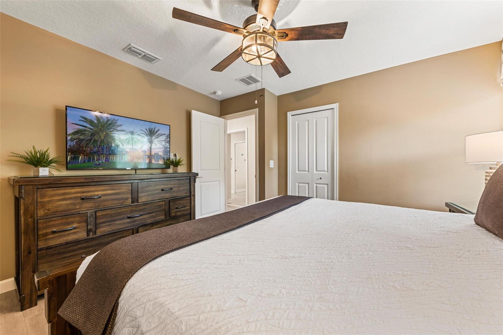 COVE AT STOREY LAKE II - Residential