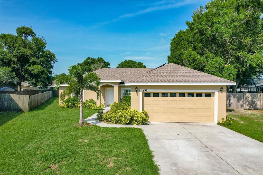 Photo of 439 Lake Daisy Drive, Winter Haven, FL 33884 (MLS # O6313620)