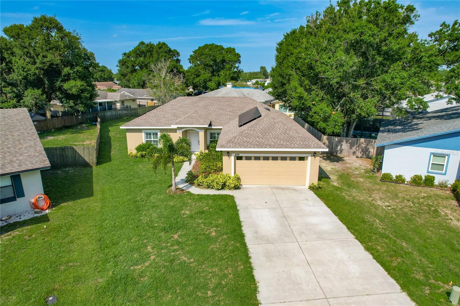 439 LAKE DAISY DRIVE