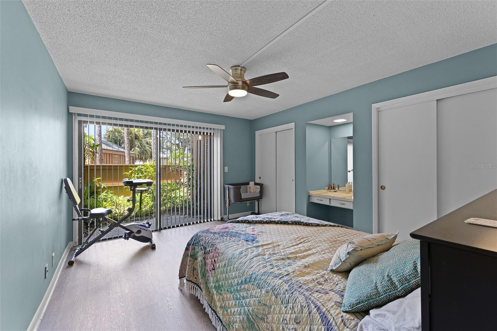 CROWN OAKS 1ST ADD - Residential
