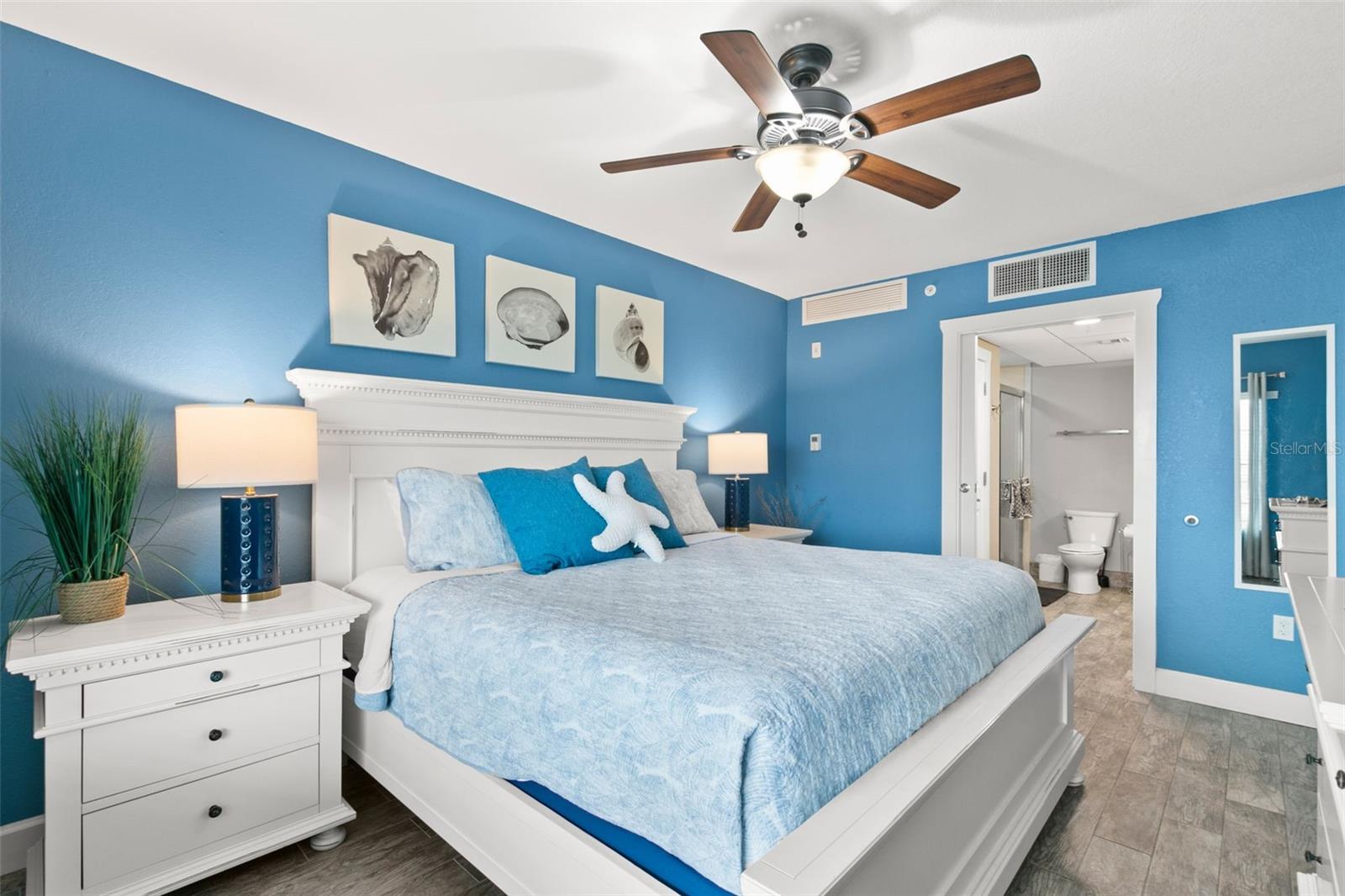 HARBOURSIDE AT MARKER 33 VACATION CONDO - Residential