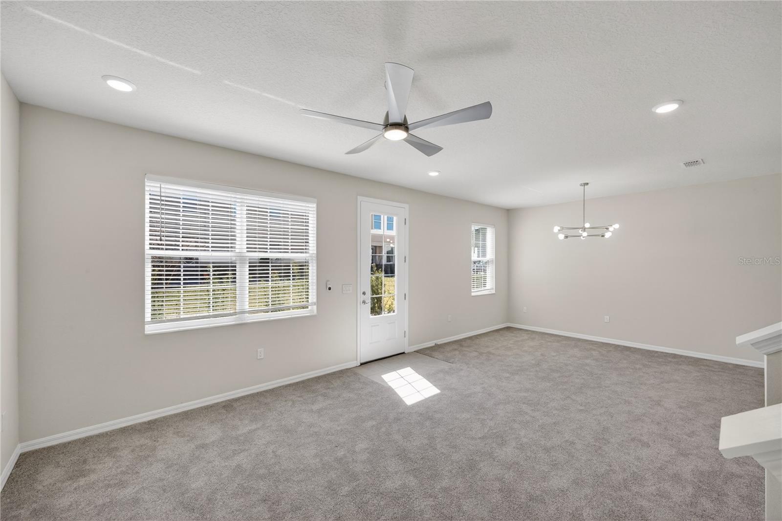 HOLLYGROVE VILLAGE - Residential