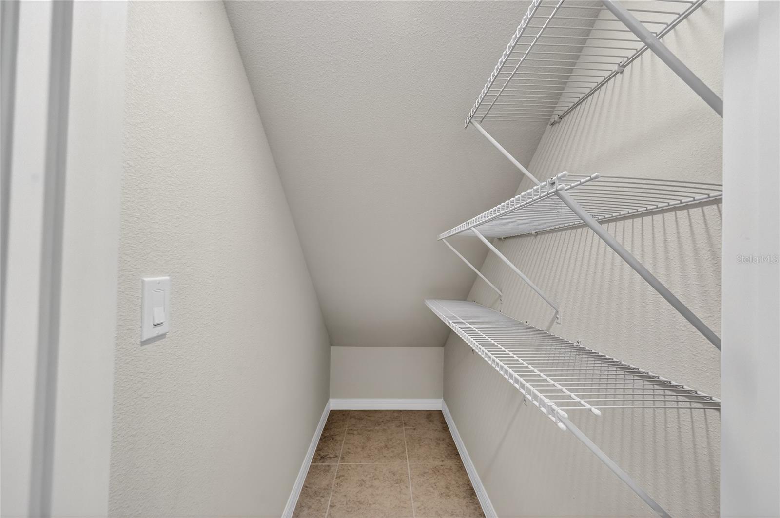 HOLLYGROVE VILLAGE - Residential