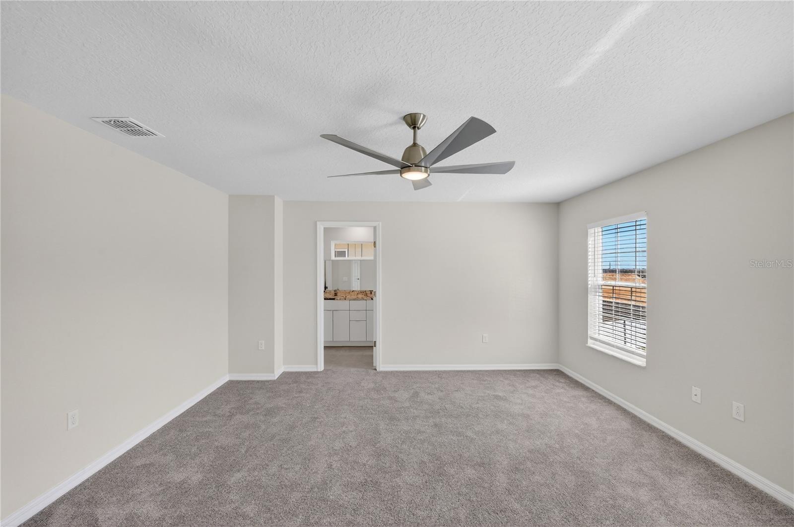 HOLLYGROVE VILLAGE - Residential