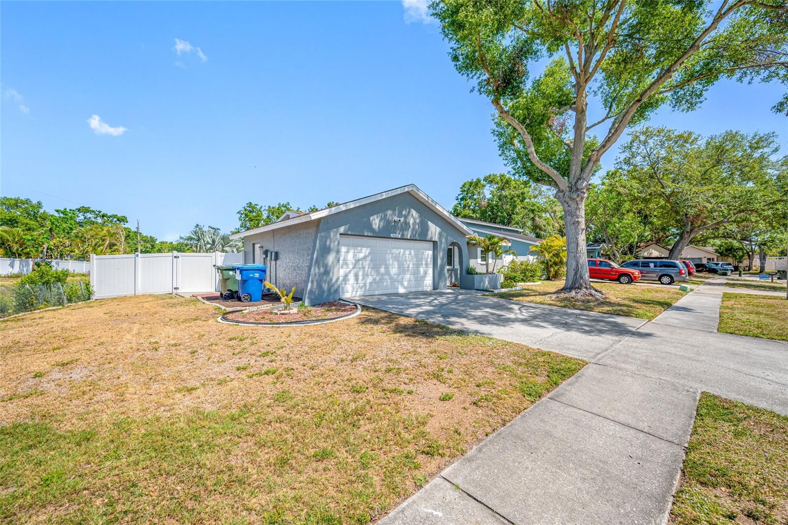 14884 CROMWELL DRIVE