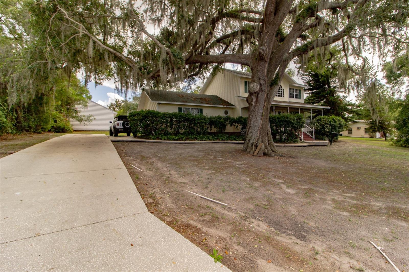330 W PALMETTO STREET