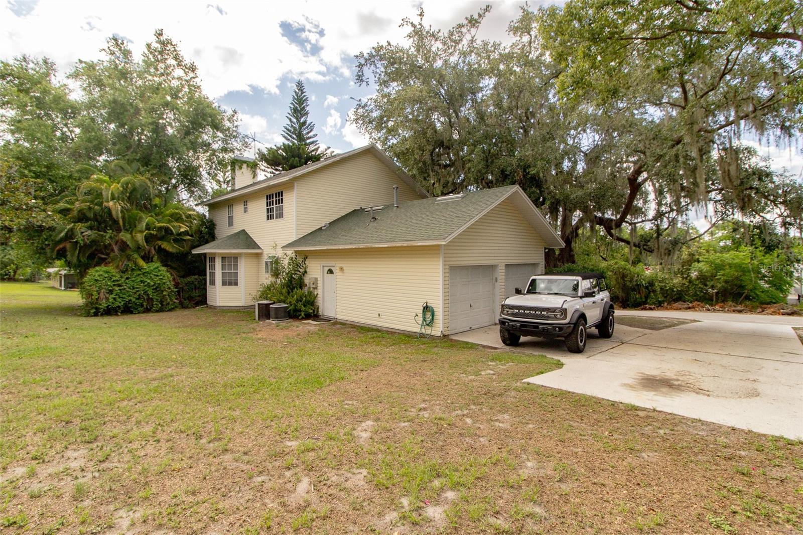 330 W PALMETTO STREET