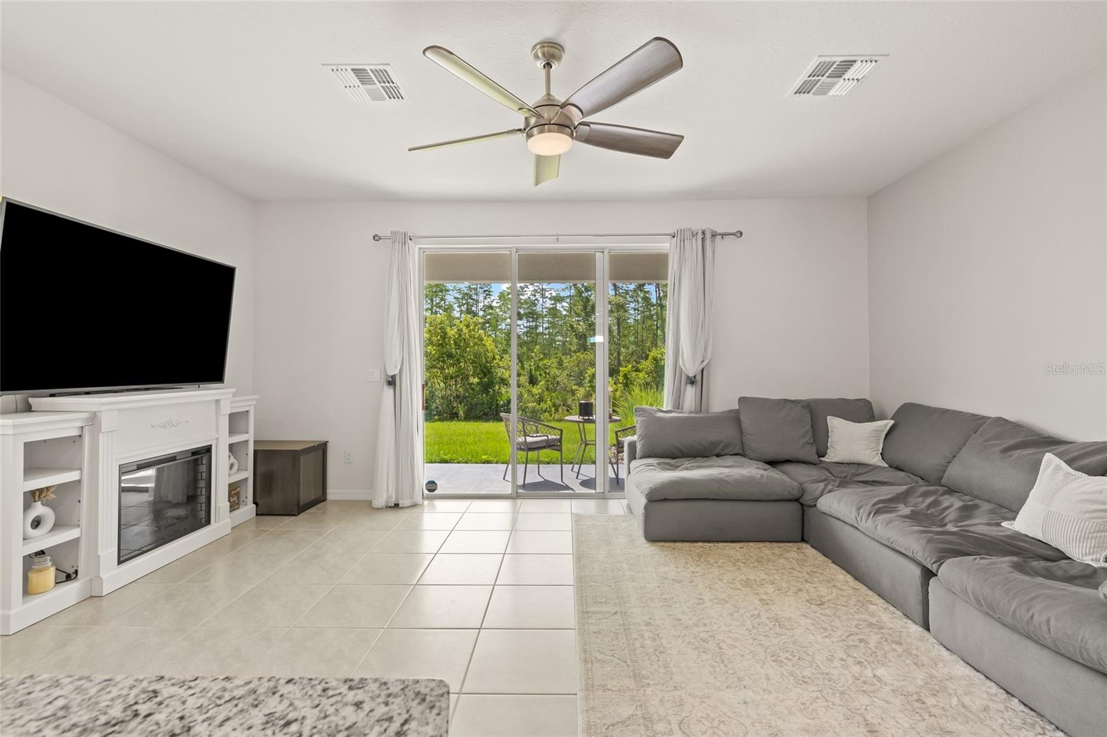 ANGELINE PH 3B-1 - Residential Lease