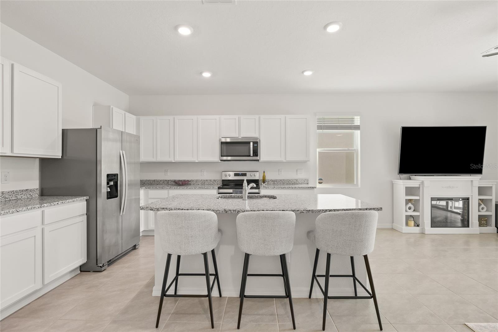 ANGELINE PH 3B-1 - Residential Lease