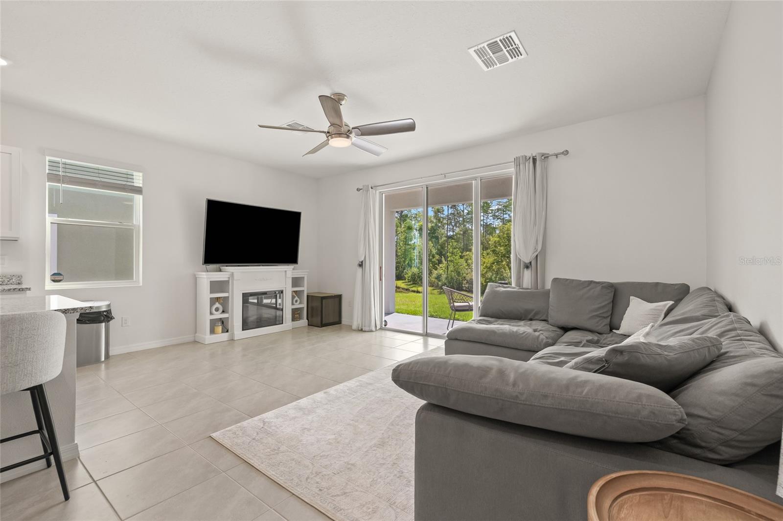 ANGELINE PH 3B-1 - Residential Lease