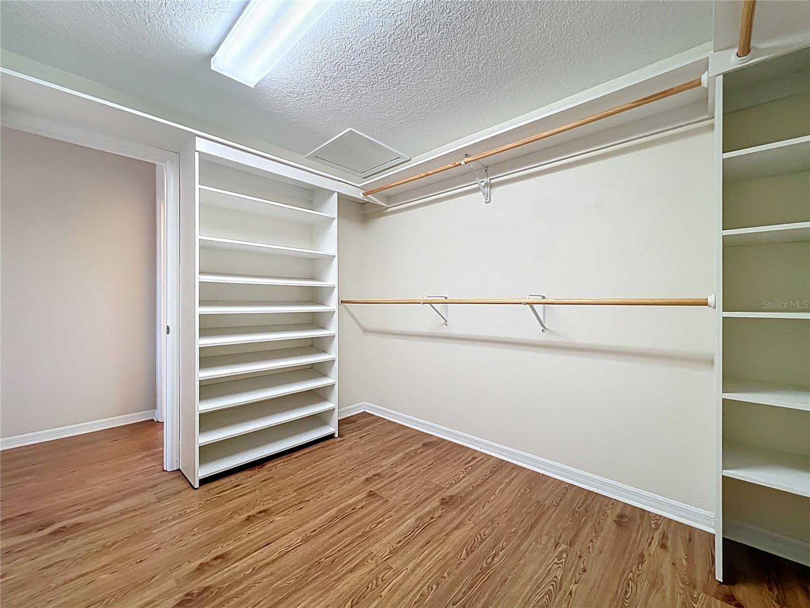 PLANTATION AT LEESBURG SAWGRASS VILLAGE - Residential