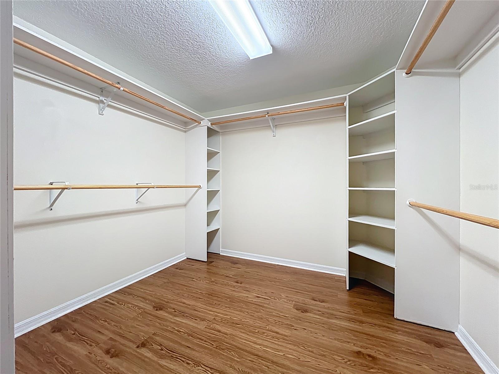 PLANTATION AT LEESBURG SAWGRASS VILLAGE - Residential